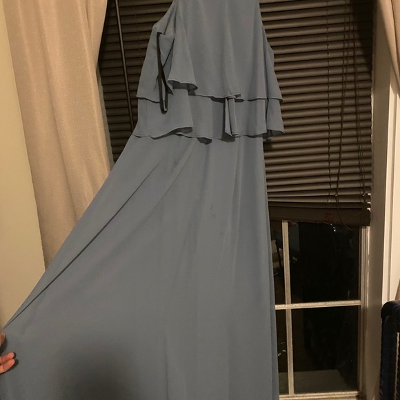 Long evening gown - Picture 2 of 4